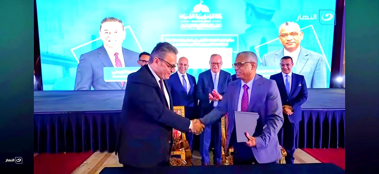 قيادات التعمير والأهلي مصر خلال البروتوكول